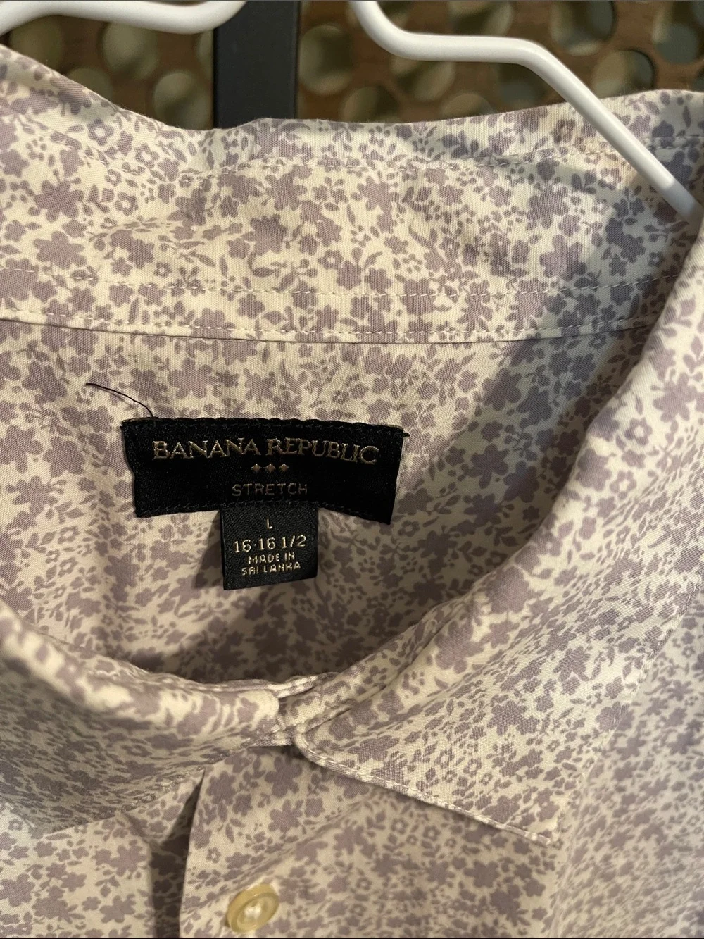 Banana Republic Men's White with Lilac Micro Design Dress Shirt Size L /16-16.5